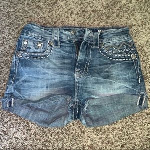 Miss Me shorts size 25